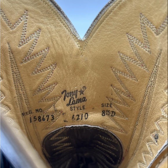 Vintage Tony Lama Cow Boy Boots Size 8.5 D Men’s Leather Cow Boy Boots Style4210 - Picture 6 of 6